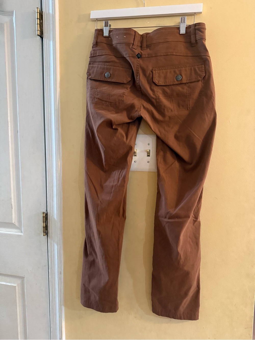 prAna Women’s Halle pants, featuring a roll-up leg design, sz 4 - Picture 8 of 11